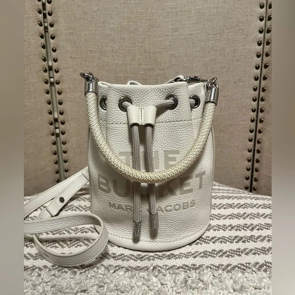 Marc Jacobs the bucket bag Small white silver - Picture 1 of 14